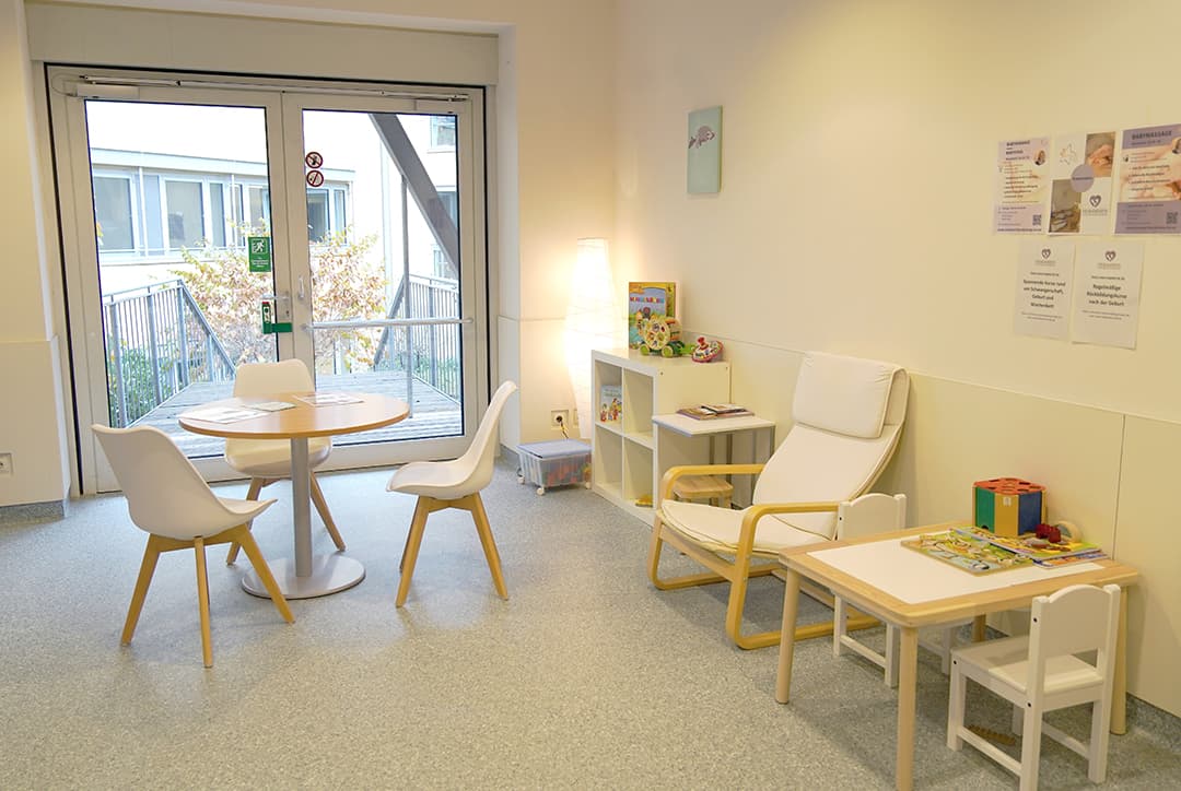 Wartebereich mit Spielecke